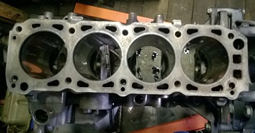 Silnik 2.0 R4 do Forda Taunusa Szafy