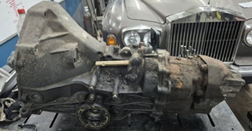 Skrzynia z Porsche 924S