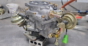 Gaźnik Aisan 10090 z Toyoty Starlet 1.0 z 1986r.