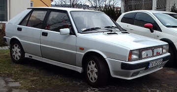 Lancia Delta HF turbo z 1990r.